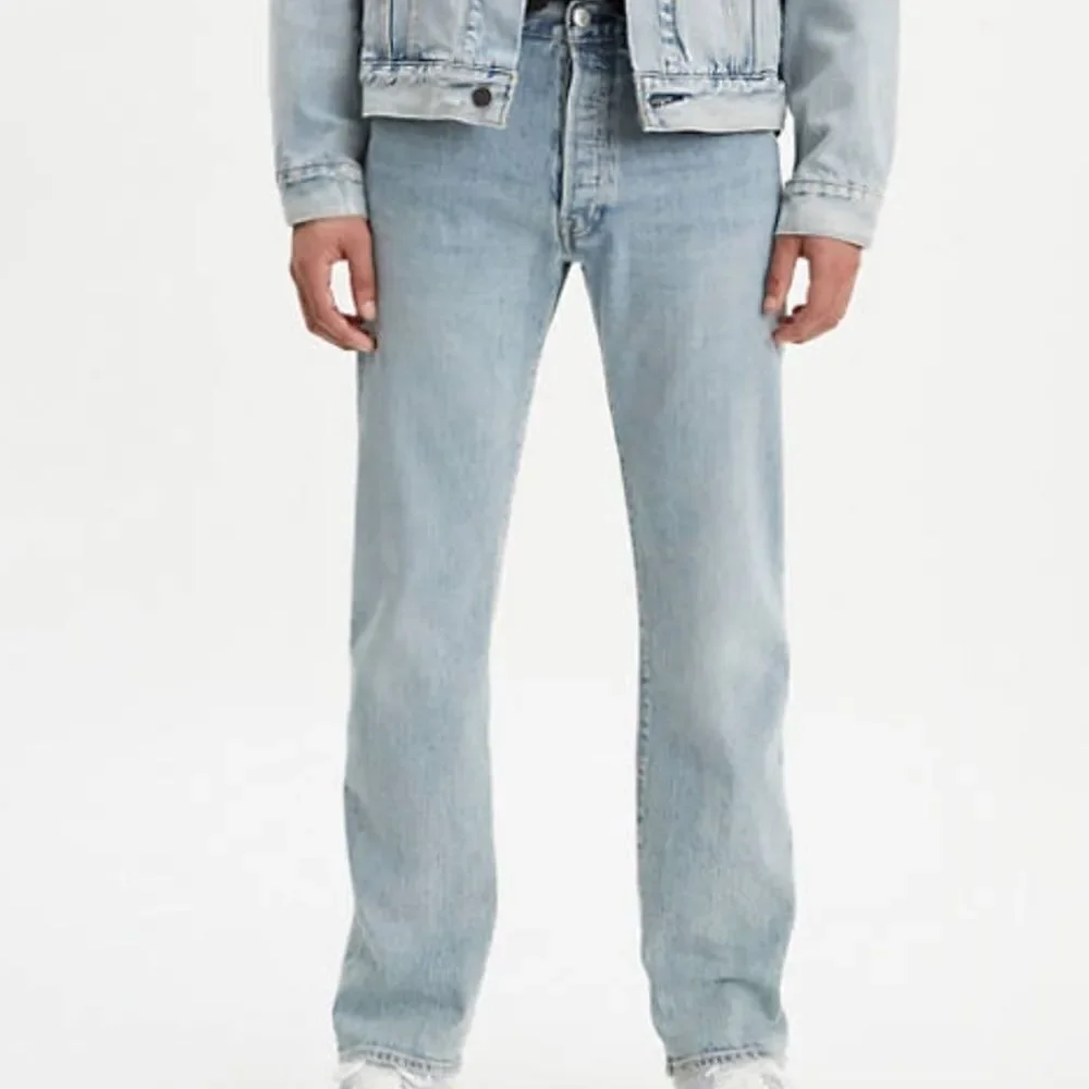 Levis 501 Straight Jeans